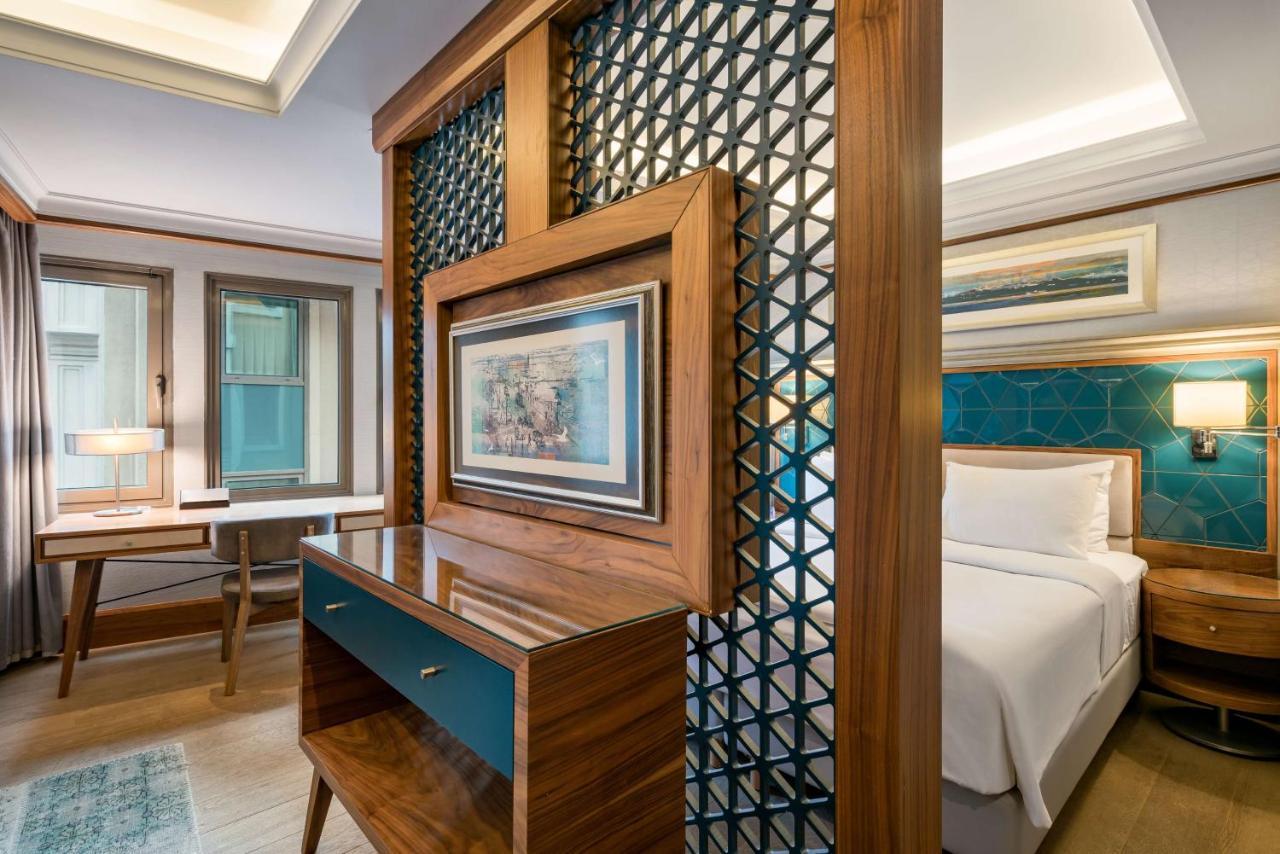 Radisson Blu Bosphorus Hotel อิสตันบูล ภายนอก รูปภาพ Deluxe Suite