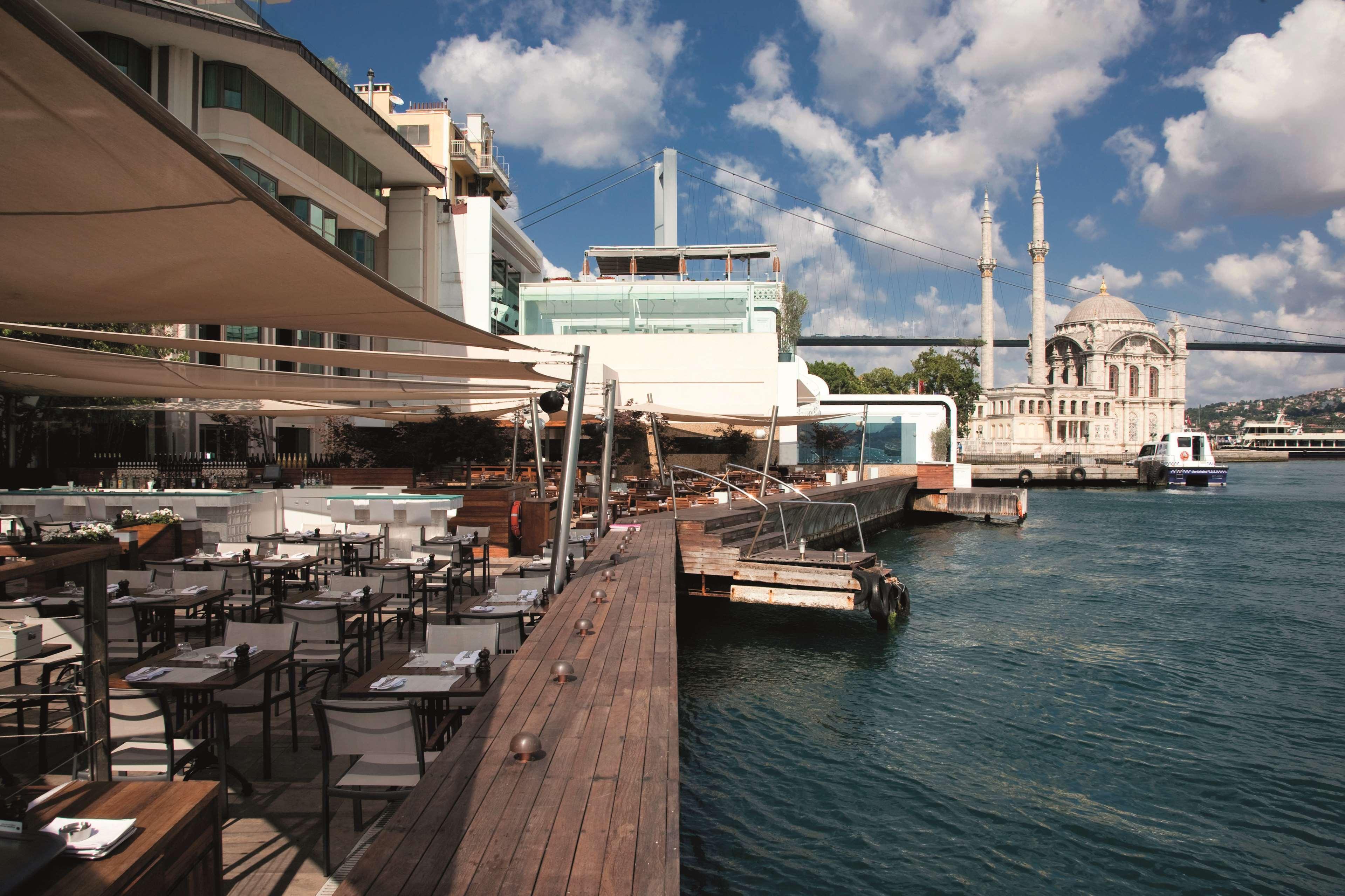 Radisson Blu Bosphorus Hotel อิสตันบูล ภายนอก รูปภาพ The Bosphorus