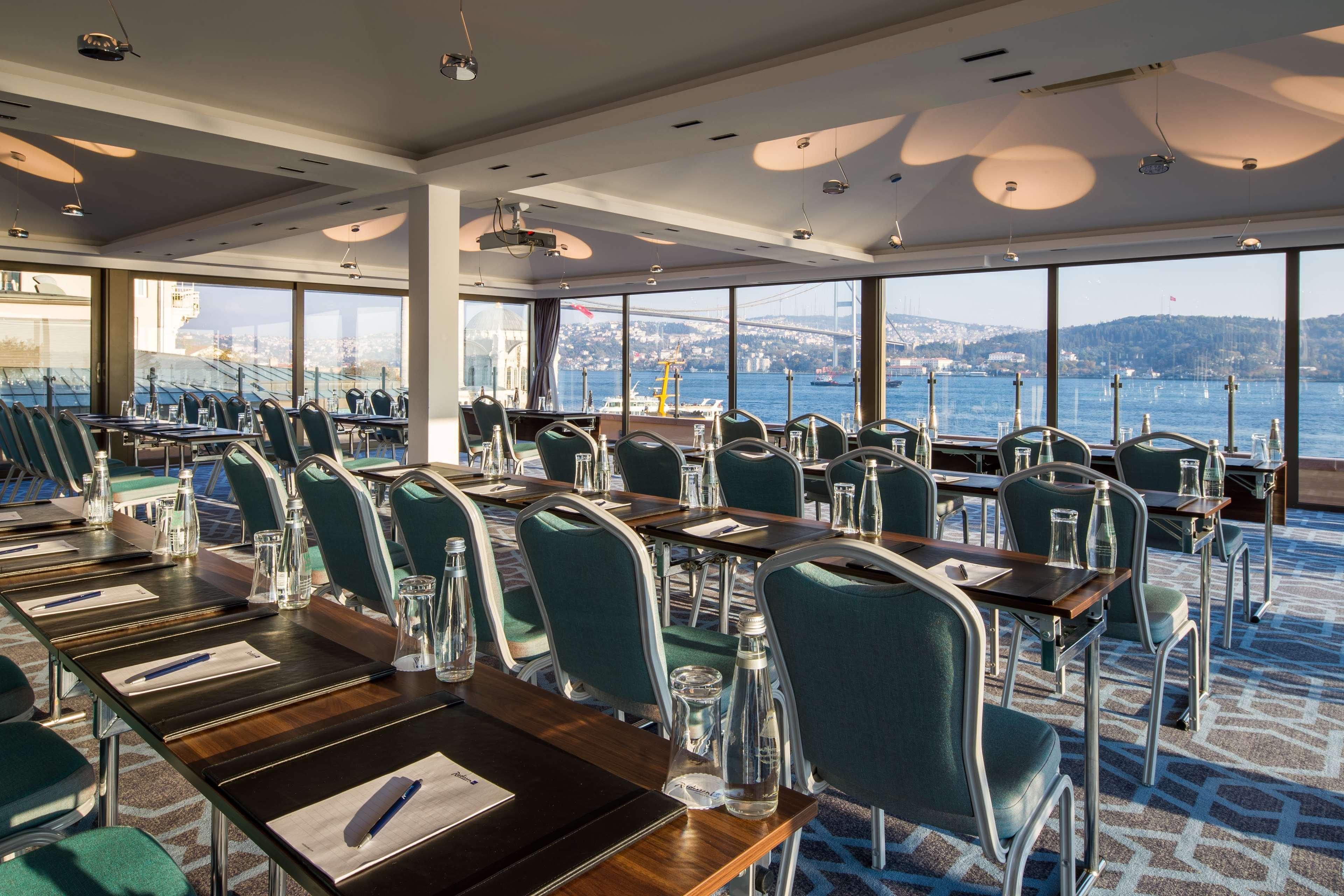 Radisson Blu Bosphorus Hotel อิสตันบูล ภายนอก รูปภาพ The Westin Athens